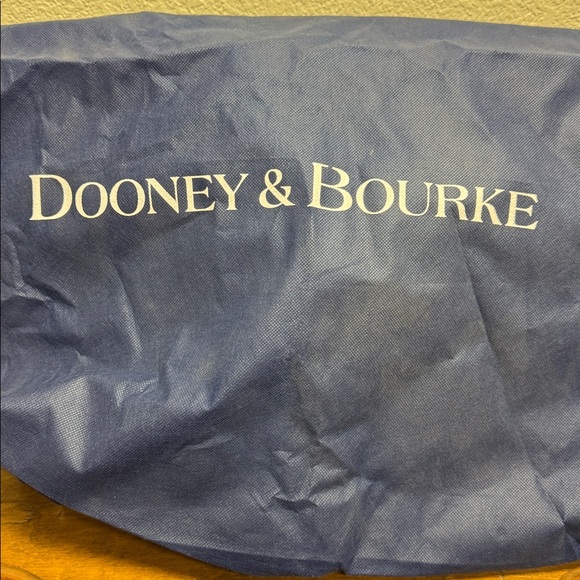 Dooney & Bourke Double Pocket Satchel Dillen in Blue Croc Embossed Leather - Picture 8 of 8